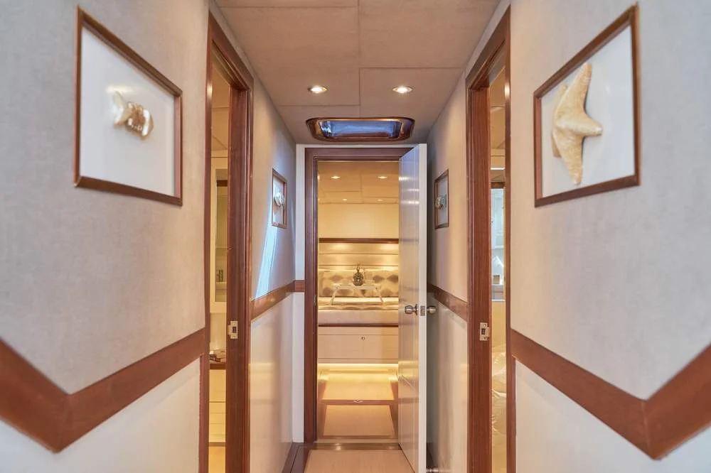Corridor Grand Sailor