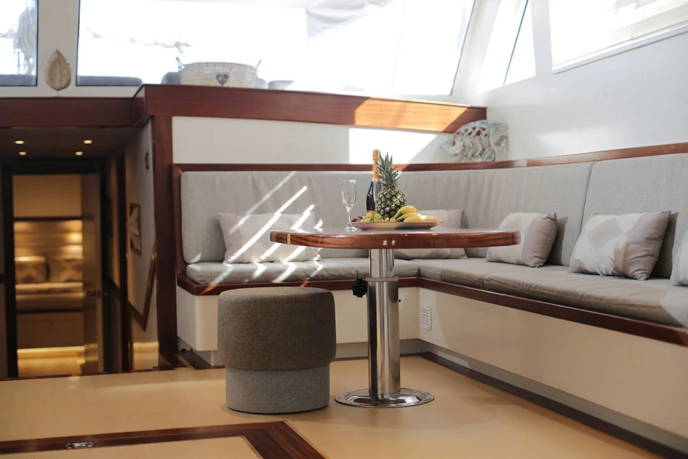 Saloon 3 Grand Sailor