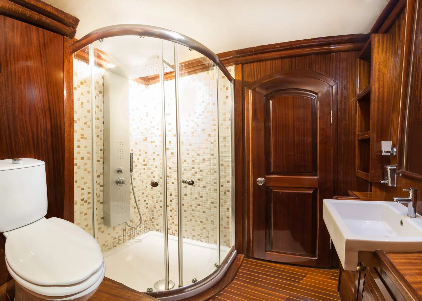 WC & Shower Diva Deniz
