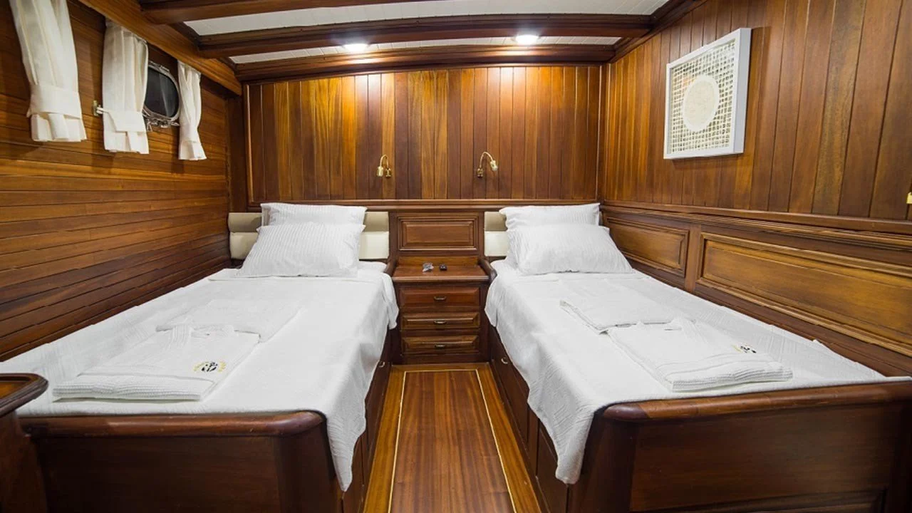 gulet charter cost Wicked Felina