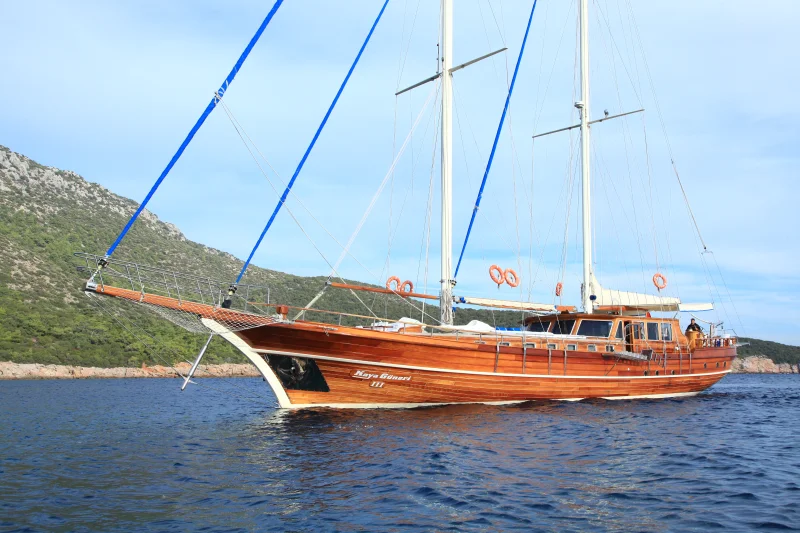 KAYA GUNERI 3 GULET