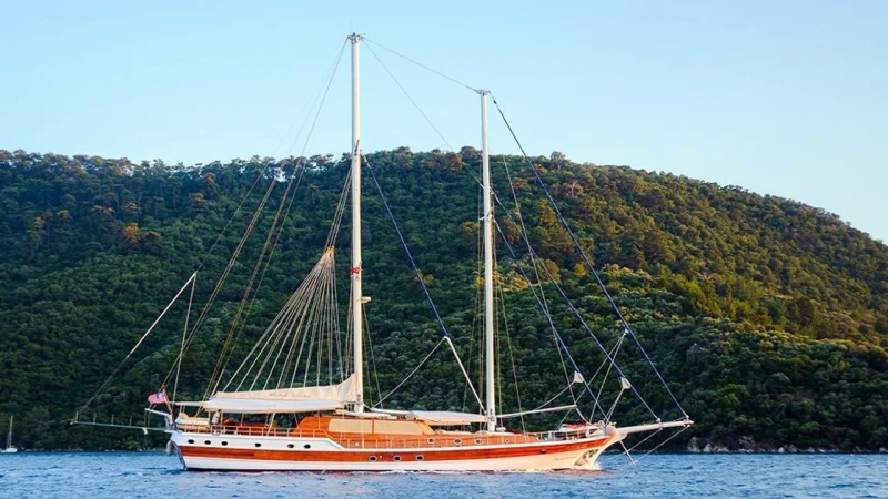 yacht charter gulet Wicked Felina