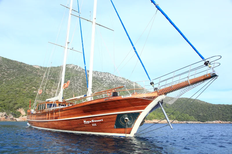 KAYA GUNERI 3 GULET