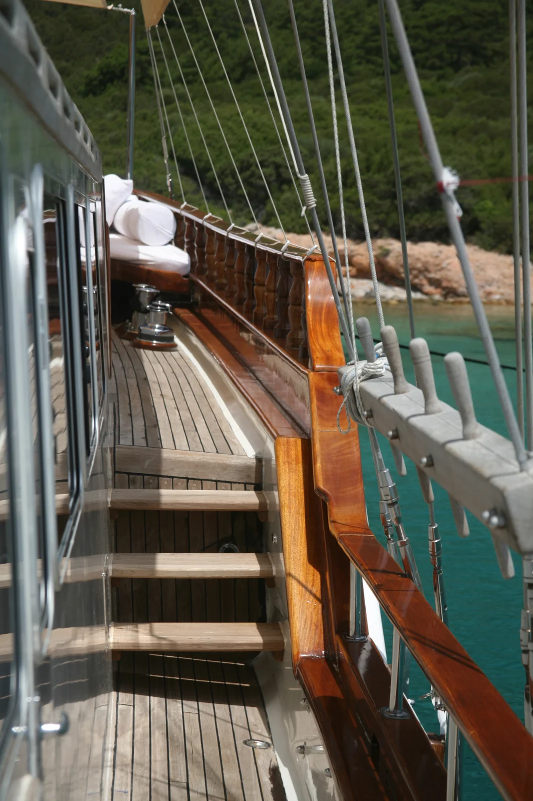 gulet boat interiorKaya Güneri 2