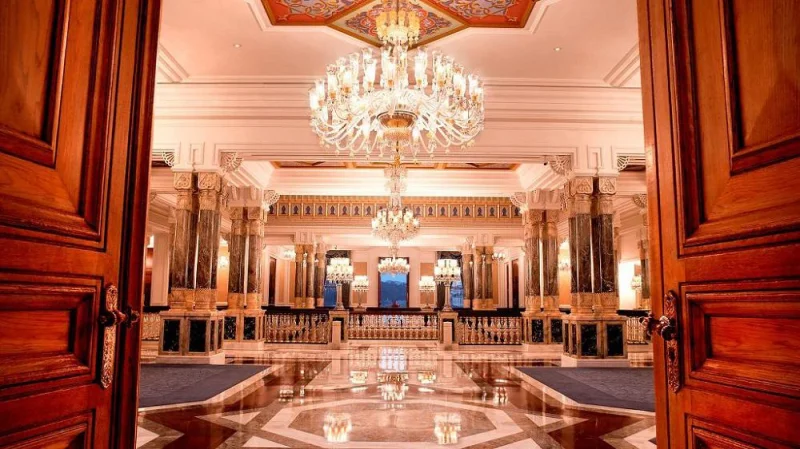 ciragan-palace-kempinski-luxury-honeymoon-package.webp