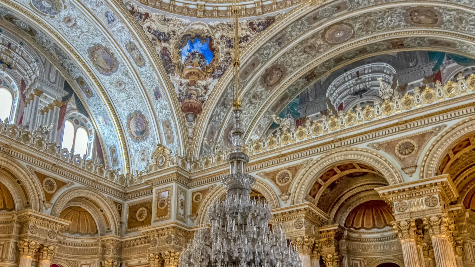 Dolmabahçe Palace - Istanbul