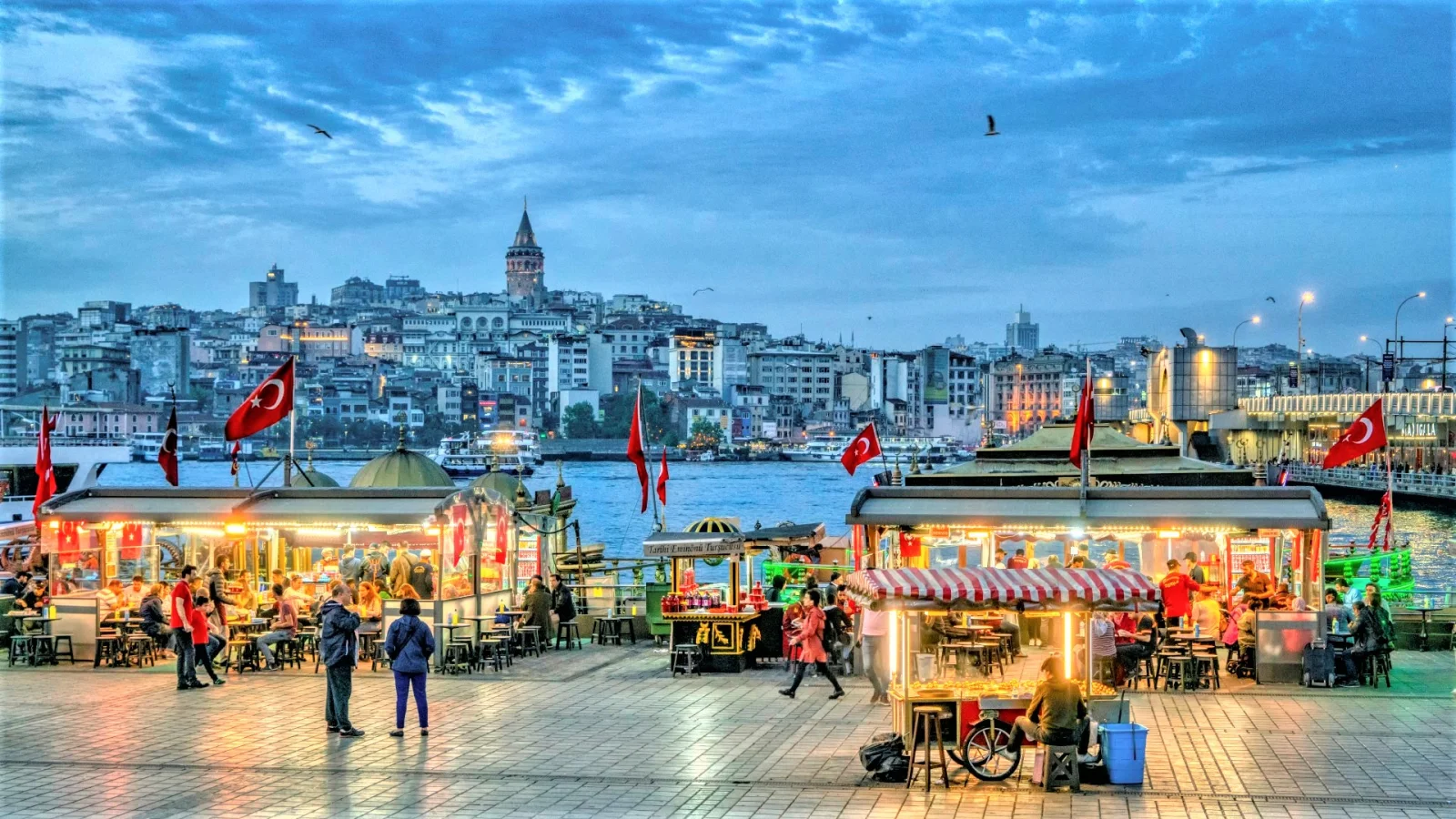 Eminönü Square