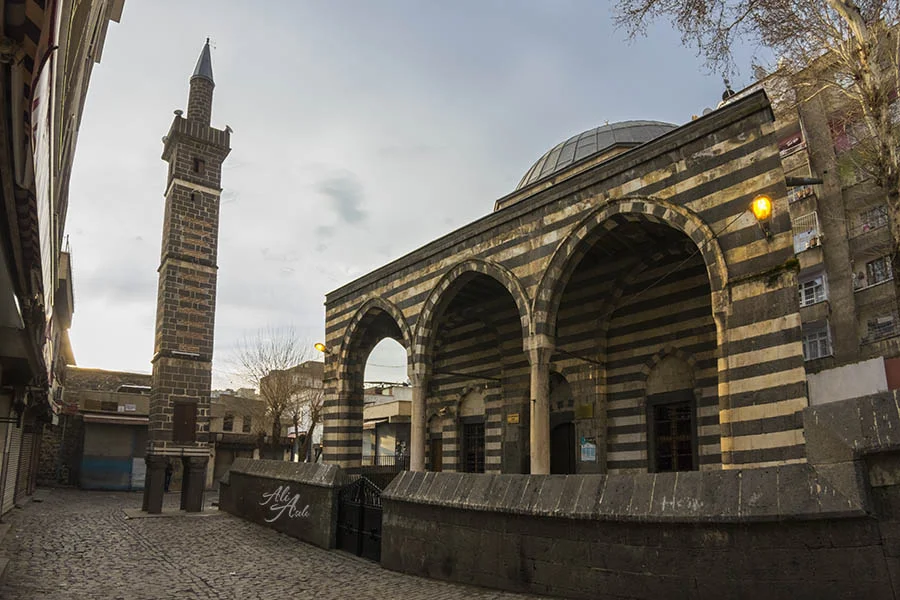 Four Legget Mnaret - Diyarbakir