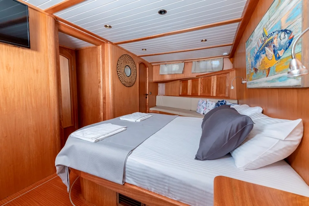 Front Master Cabin Bodrum Queen