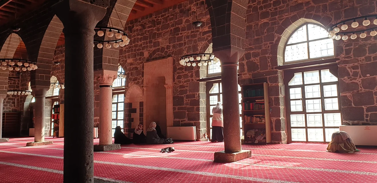 Grand Mosque - Diyarbakır