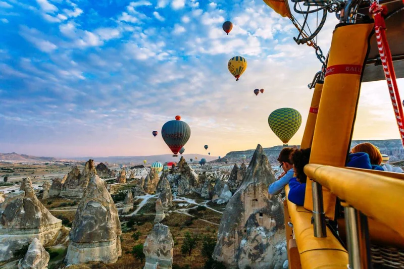 Hot air balloon tour Cappadocia