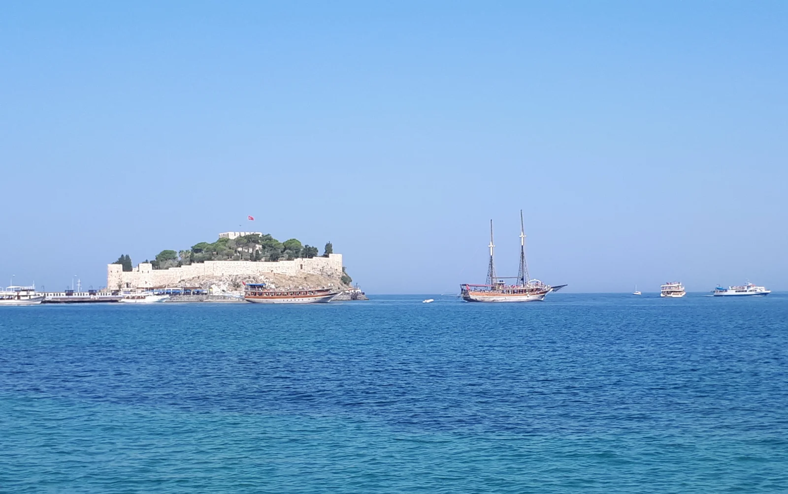 Kusadasi Pigeon Island