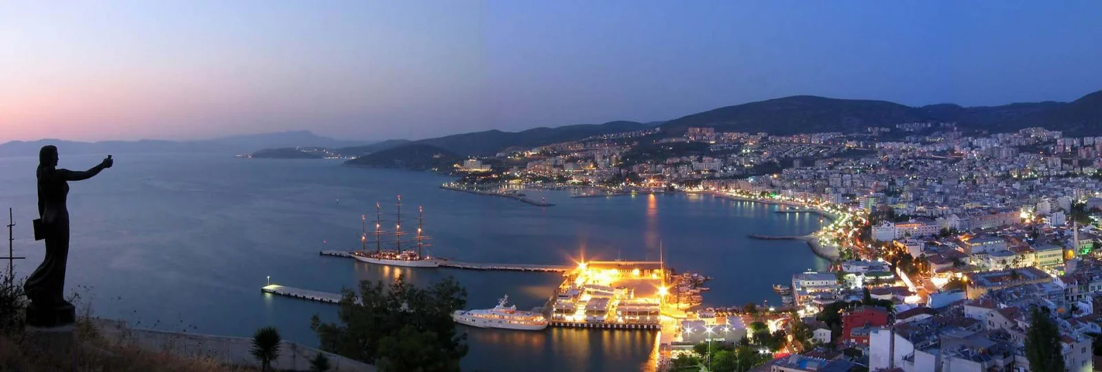 Kuşadası Port