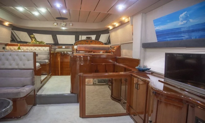 MOTOR YACHT M/Y SIROCCO