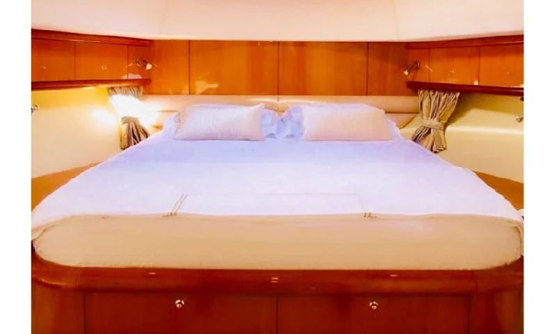 SUNSEEKER MANHATTAN 80 VOGUE