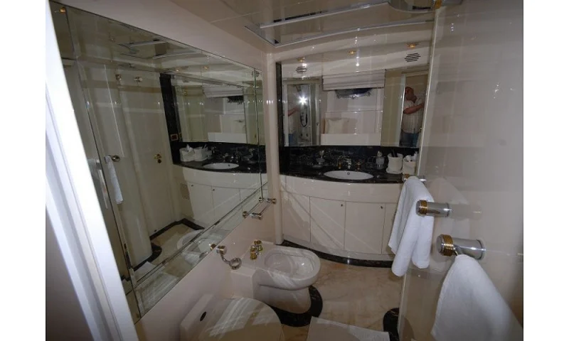 MOTORYACHT AZIMUT 85