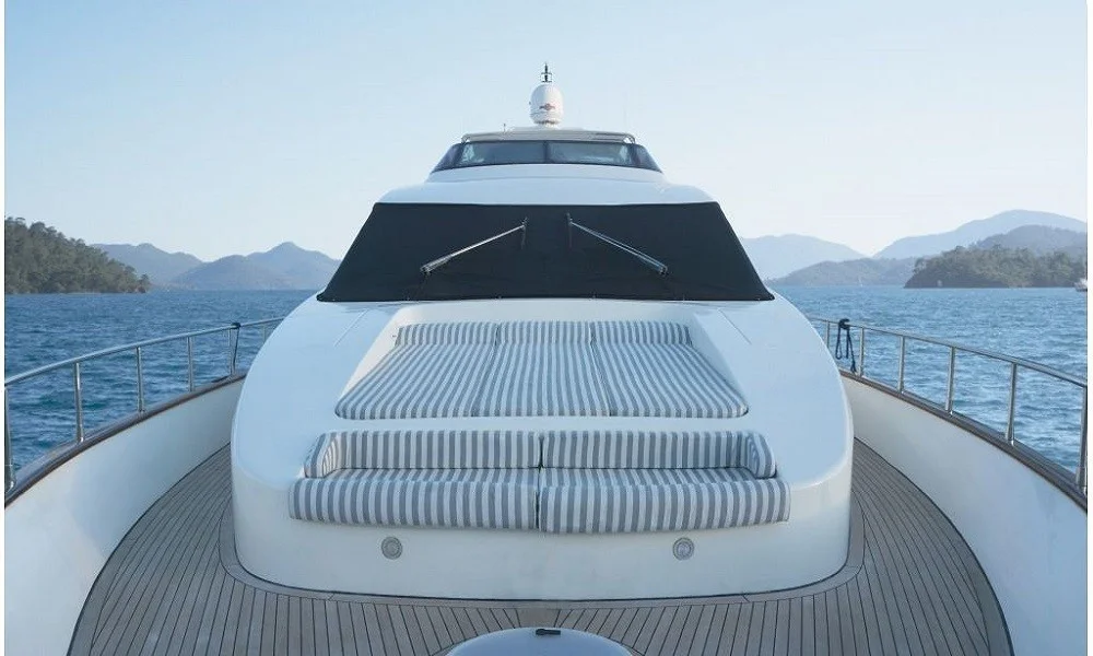 charter yacht around turkey Azimut 85