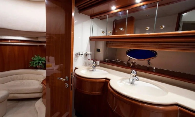SUNSEEKER MANHATTAN 80 VOGUE