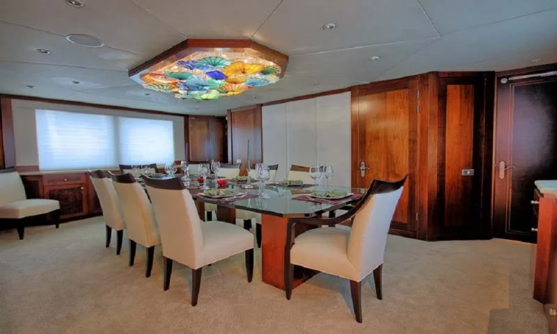 MOTORYACHT MONTE CARLO