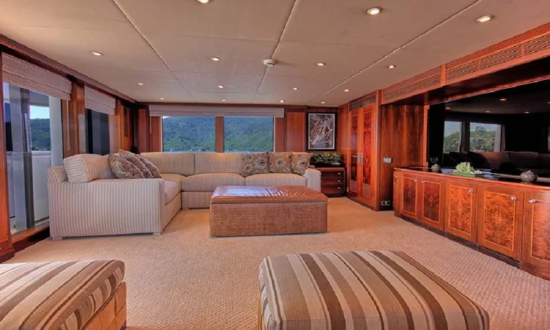 MOTORYACHT MONTE CARLO