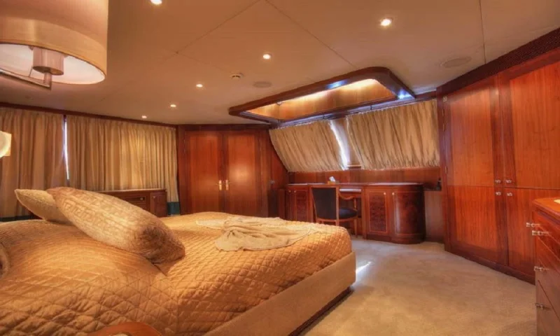 MOTORYACHT MONTE CARLO