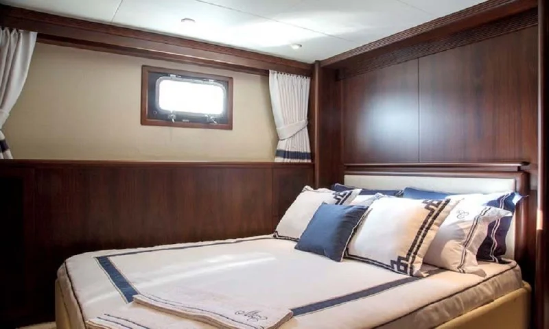 MOTORYACHT MONTE CARLO