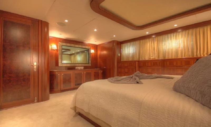 MOTORYACHT MONTE CARLO