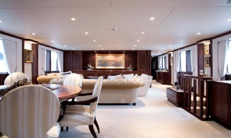 MOTORYACHT MONTE CARLO