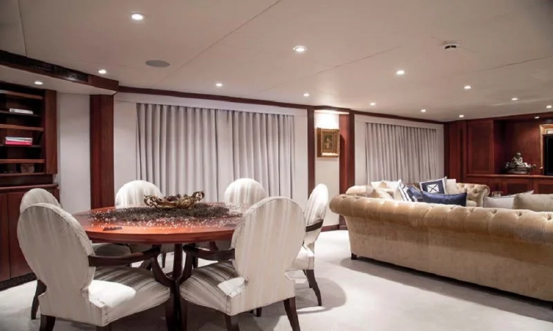 MOTORYACHT MONTE CARLO