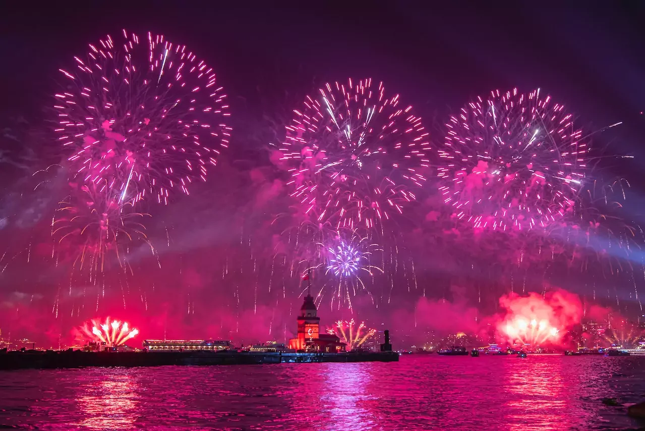Bosphorus fireworks display