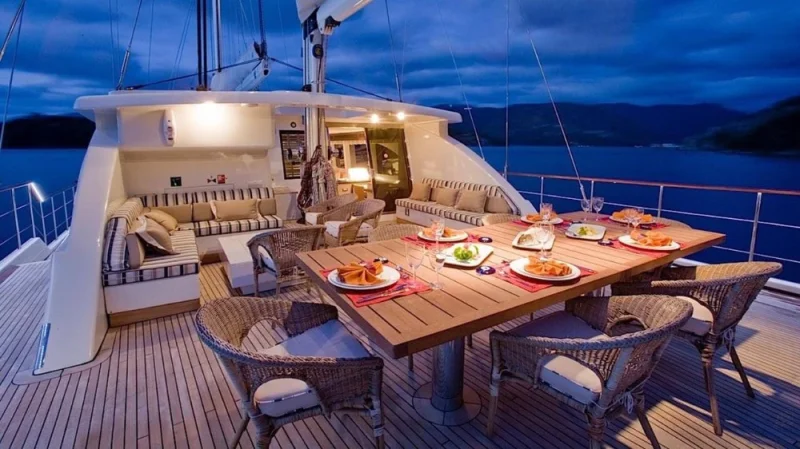 GULET SAILING NOUR