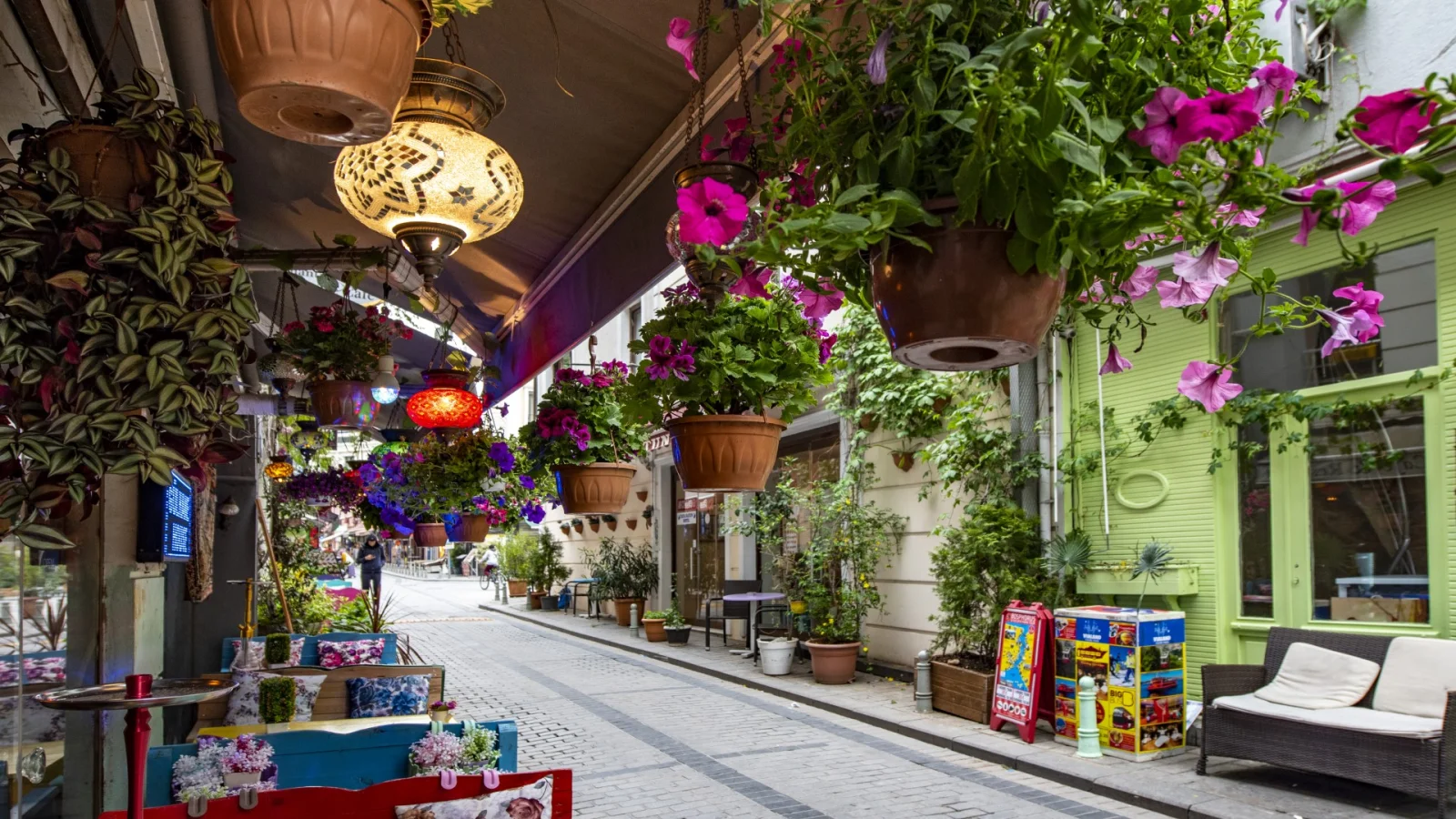 Sutanahmet Cafe Street