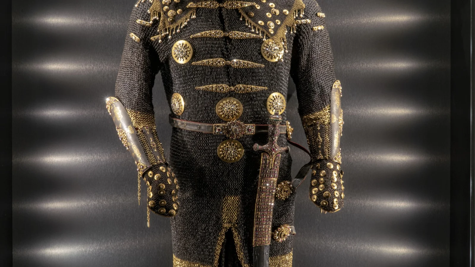 Topkapi Palace - Battle armor of sultans