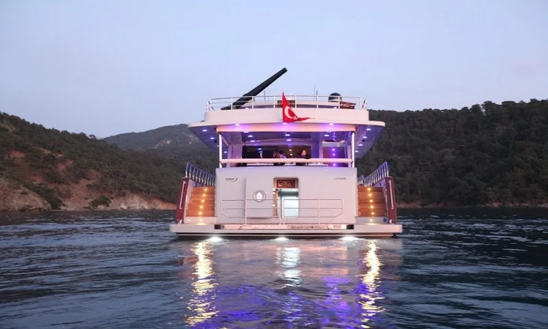 SIMAY F / Trawler