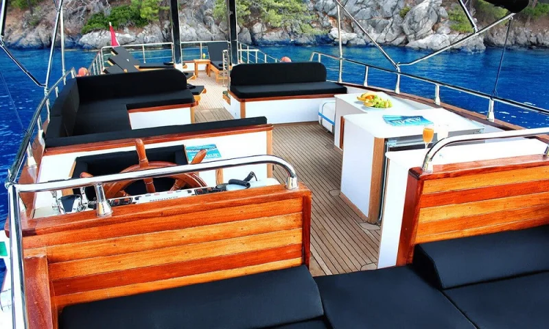 TRAWLER MASKE 3