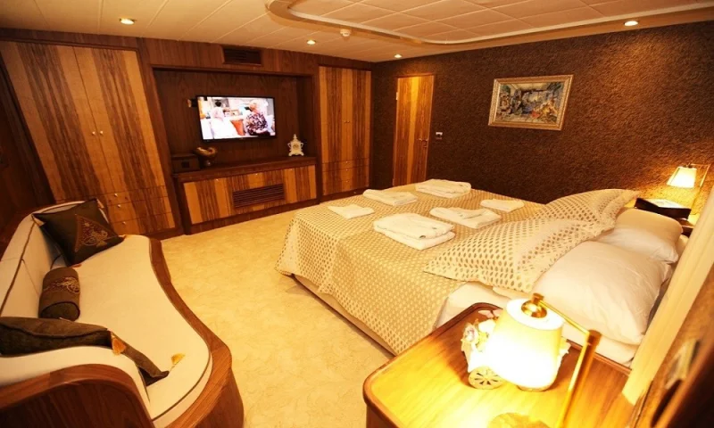 SIMAY F / Trawler
