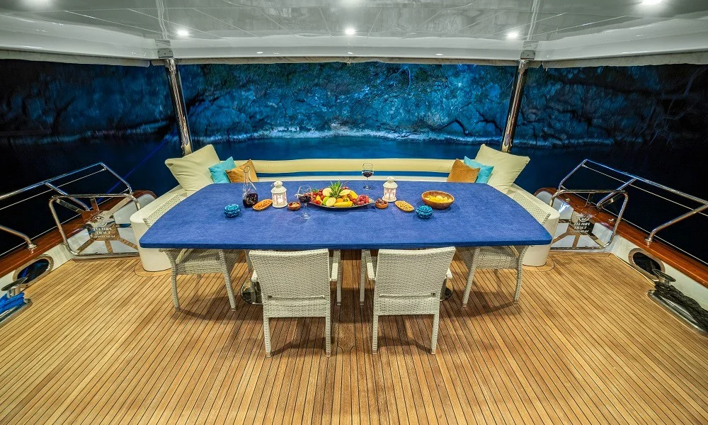 turkey charter yacht Traweler Simay S