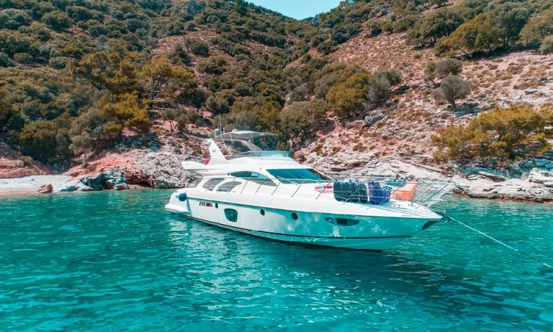 MOTORYACHT AZIMUT 62 - fly